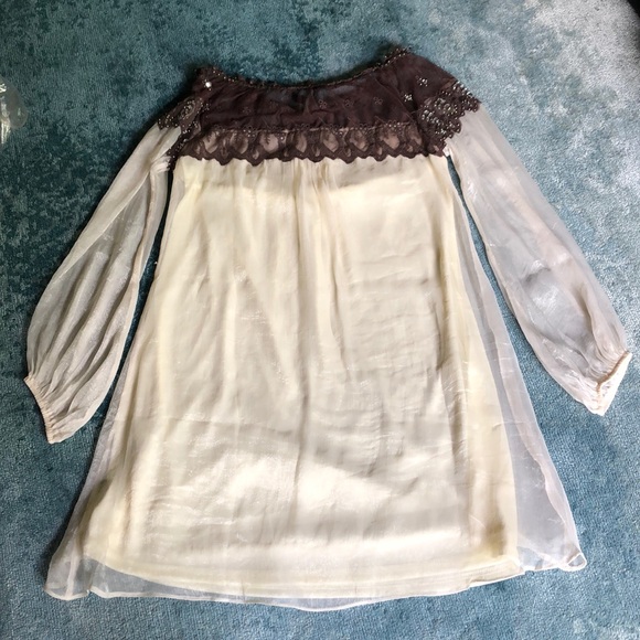 Off white boutique tunic - Picture 5 of 5